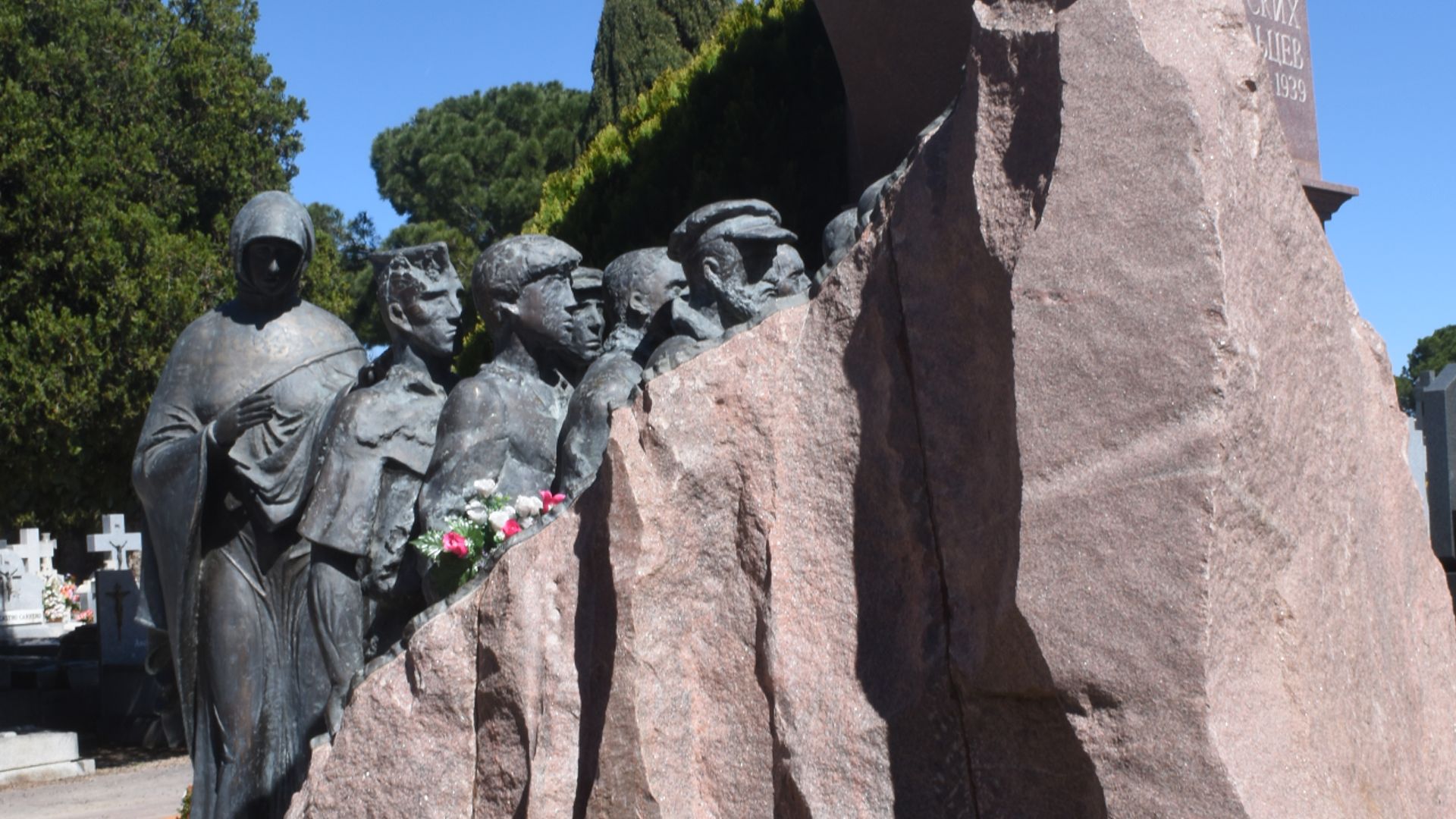 Monumento a los voluntarios rusos
